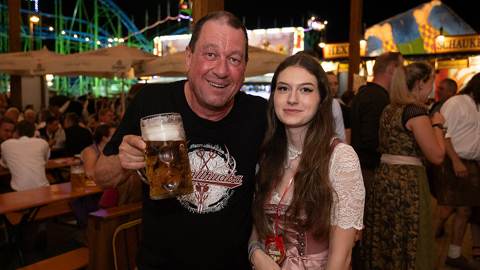 Die Partybilder vom Montag, 14. August 2023, aus dem Festzelt Greindl. Die Partybilder vom Montag, 14. August 2023, aus dem Festzelt Greindl.