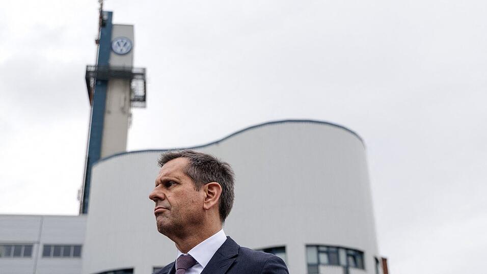 Niedersachsens Ministerpr&auml;sident Olaf Lies fordert vom VW-Vorstand eine klare Zukunftsperspektive.
