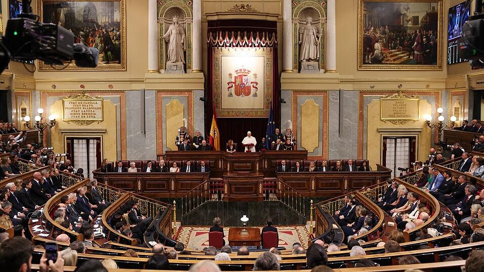 Am Ende gab es Standing Ovations. Am Ende gab es Standing Ovations.