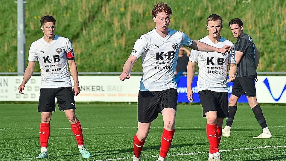 Valentin Seebauer bestreitet wohl sein vorerst letztes Spiel für den ASV Cham, denn in Kürze beginnt für ihn die Meisterschule in Rosenheim.
