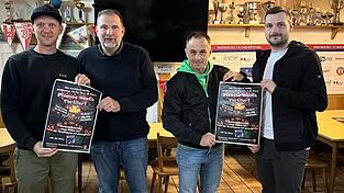 Der Förderverein des 1. FC Bad Kötzting rührt die Werbetrommel für die dritte Halloween-Party in der Jahnhalle. Der Förderverein des 1. FC Bad Kötzting rührt die Werbetrommel für die dritte Halloween-Party in der Jahnhalle.