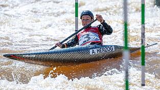 Die Olympia-Dritte von Tokio, Andrea Herzog, holte sich auf ihrer Heimstrecke in Markkleeberg den deutschen Meistertitel. (Archivbild) Die Olympia-Dritte von Tokio, Andrea Herzog, holte sich auf ihrer Heimstrecke in Markkleeberg den deutschen Meistertitel. (Archivbild)