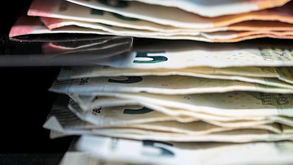 Bayerns Städte und Gemeinden bekommen mehr Geld aus dem kommunalen Finanzausgleich.