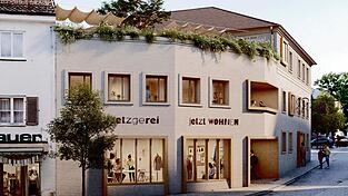 So könnte das Schoierer-Anwesen nach den Plänen des Architektenteams aussehen: An der Bausubstanz selbst wird wenig verändert, zusätzliche Fenster werden eingefügt und unterscheiden sich von den bisherigen in ihrer Ausführung. Das Highlight: ein Dachgarten. So könnte das Schoierer-Anwesen nach den Plänen des Architektenteams aussehen: An der Bausubstanz selbst wird wenig verändert, zusätzliche Fenster werden eingefügt und unterscheiden sich von den bisherigen in ihrer Ausführung. Das Highlight: ein Dachgarten.