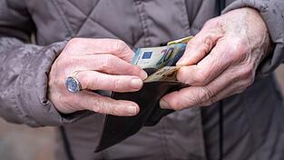 Blickpunkt Rente: Wie viel mehr oder weniger es künftig gibt, entscheidet sich im Bundestag. (Symbolbild)