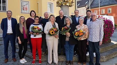 Die Stadt Landau ehrte langj&auml;hrige Mitarbeiter.