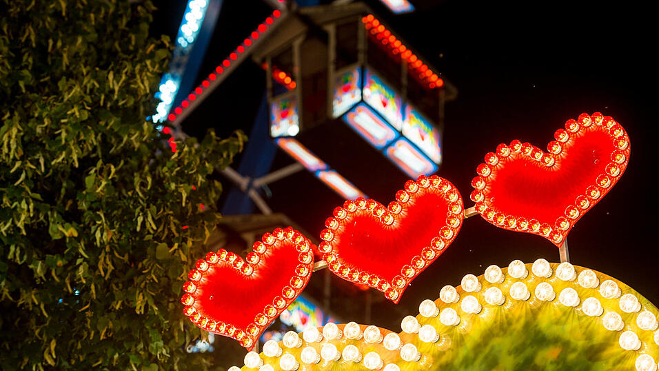 Impressionen vom G&auml;ubodenvolksfest. Foto: Mathias Adam