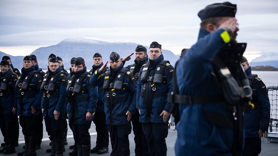 Etwa 1.300 Soldatinnen und Soldaten wurden für die Übung nach Norwegen verlegt.