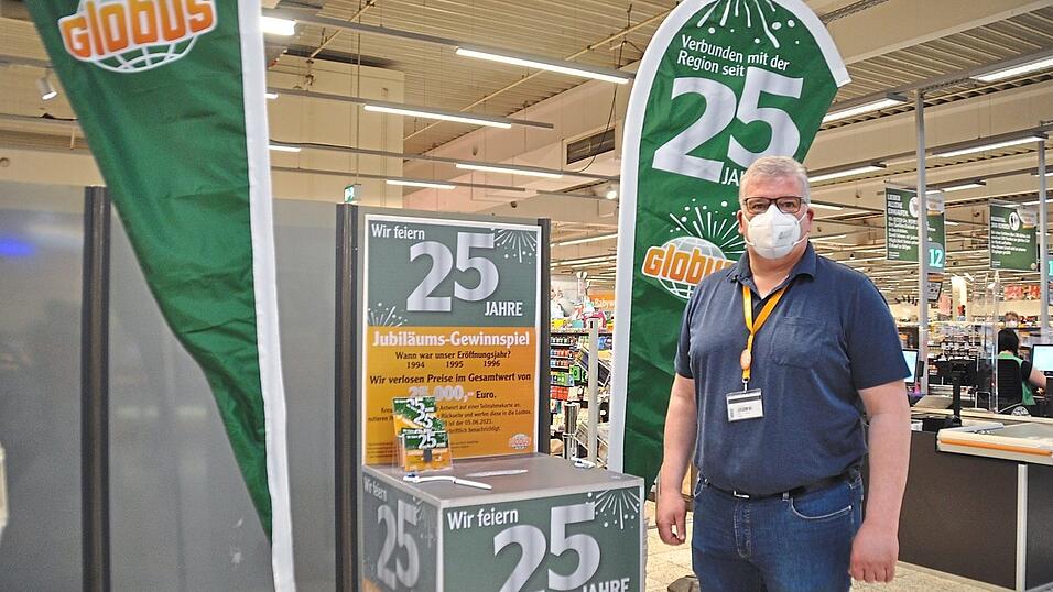 'Enorm gerne' &uuml;bt Dieter Reis seine Aufgaben als Globus-Marktleiter am Firmenstandort Plattling aus.