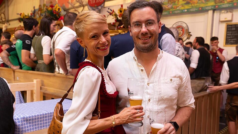 Die Partybilder vom Samstag, 8. August, aus dem Festzelt Greindl. Die Partybilder vom Samstag, 8. August, aus dem Festzelt Greindl.