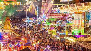 Besuchermagnet, aber längst nicht auf Vor-Corona-Niveau angekommen: das Gäubodenvolksfest. Besuchermagnet, aber längst nicht auf Vor-Corona-Niveau angekommen: das Gäubodenvolksfest.