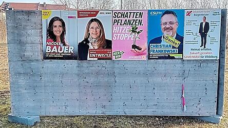 W&auml;hrend Sibylle Entwistle die B&uuml;rgermeisterwahl in Vilsbiburg f&uuml;r sich entschieden hat, bleibt Christian Frankowski und Sebastian Haider das Nachsehen. Die Gr&uuml;nen hatten diesmal keinen B&uuml;rgermeisterkandidaten.