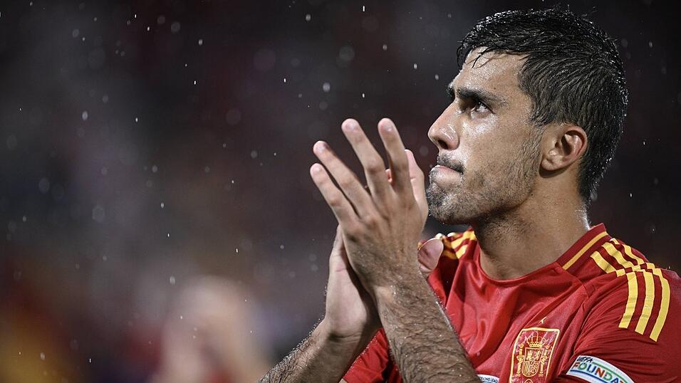 Rodri - der Mittelpunkt der 'roten Furie' ('Furia Roja'), wie die spanische Nationalelf genannt wird. Rodri - der Mittelpunkt der 'roten Furie' ('Furia Roja'), wie die spanische Nationalelf genannt wird.