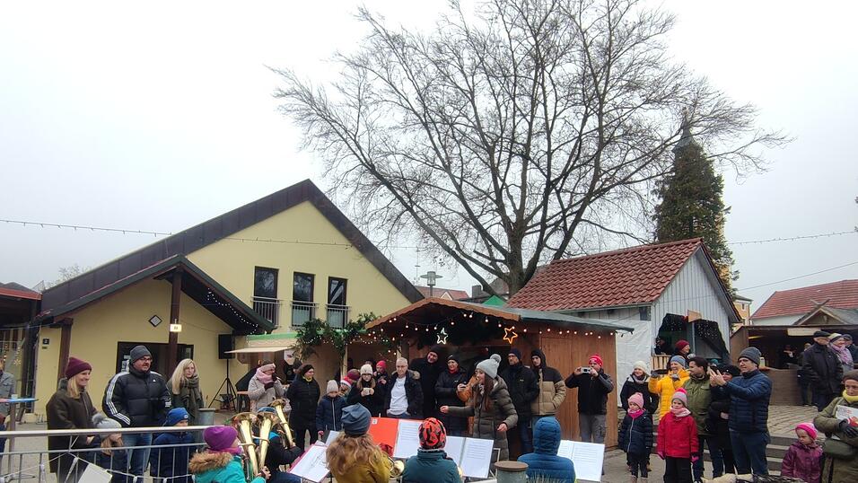 Am Sonntag wurde ein Platzkonzert veranstaltet.