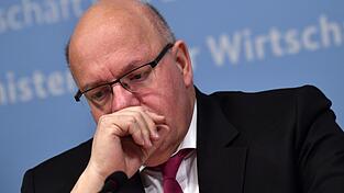 Bundeswirtschaftsminister Peter Altmaier und die Wirtschaftsverb&auml;nde r&uuml;cken unter dem aktuellen Druck zusammen.