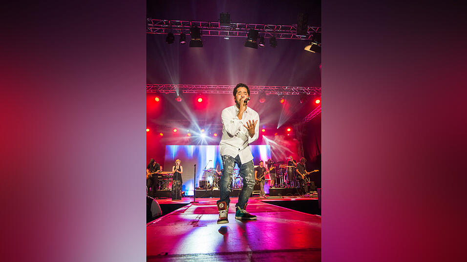 Der letzte Gig des Abends am Samstag: Adel Tawil. Foto: Ulli Scharrer