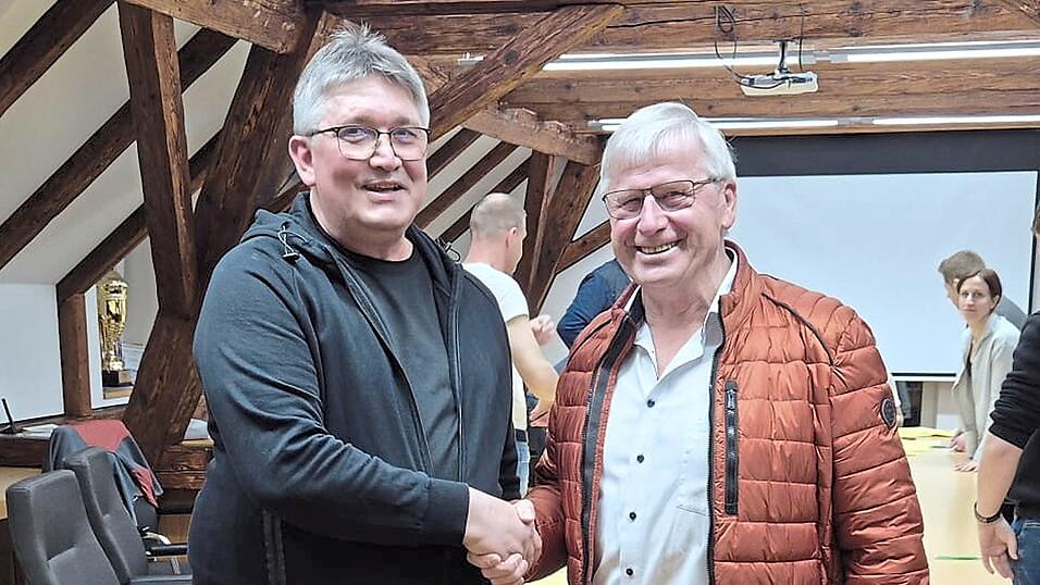 Armin Wallner wird Helmut Heumann im Amt des Treffelsteiner B&uuml;rgermeisters beerben. Nicht nur dem Amtsinhaber f&auml;llt ein Stein vom Herzen.