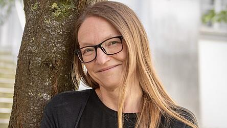 Petra Bartoli y Eckert war auf dem Münchner Jakobsweg unterwegs und hat ihre Erfahrungen in ihrem neuesten Buch „Reden wir übers Sterben“ festgehalten. Petra Bartoli y Eckert war auf dem Münchner Jakobsweg unterwegs und hat ihre Erfahrungen in ihrem neuesten Buch „Reden wir übers Sterben“ festgehalten.