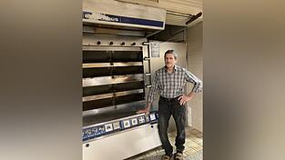Im Etagenofen hat Ludwig Obermeier seine Sauerteigbrote gebacken. Im Etagenofen hat Ludwig Obermeier seine Sauerteigbrote gebacken.