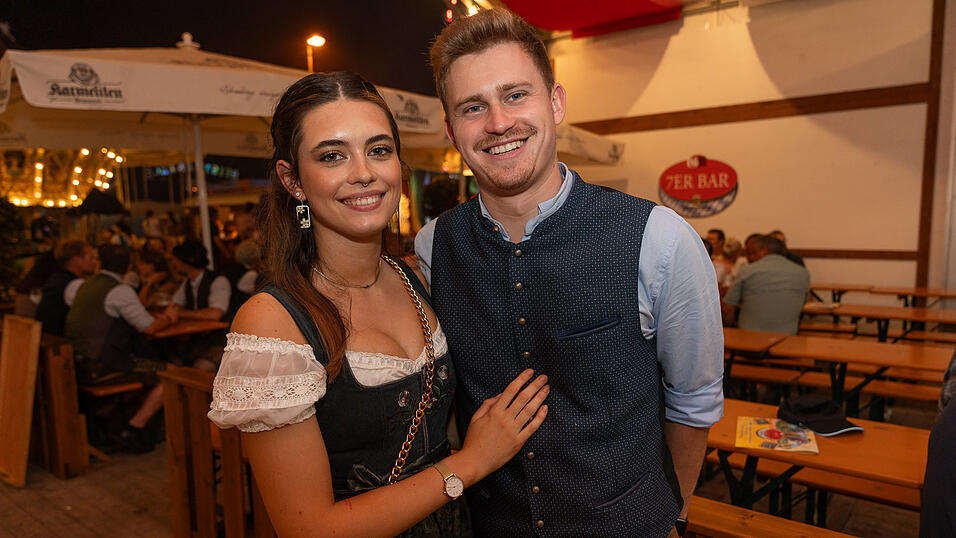 Die Partybilder vom Sonntag, 20. August 2023, aus dem Festzelt Greindl. Die Partybilder vom Sonntag, 20. August 2023, aus dem Festzelt Greindl.