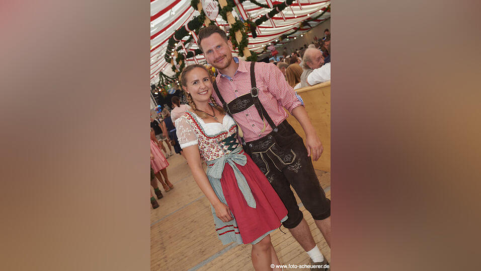 Die Partybilder vom Sonntag, 14. August 2022, aus dem Festzelt Lechner.