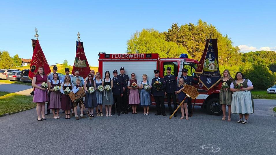 Ehrenpatenbitten: Die Freiwillige Feuerwehr Pirka kann auf die Unterst&uuml;tzung der Kameraden aus Tresdorf beim 150-j&auml;hrigen Gr&uuml;ndungsfest z&auml;hlen.