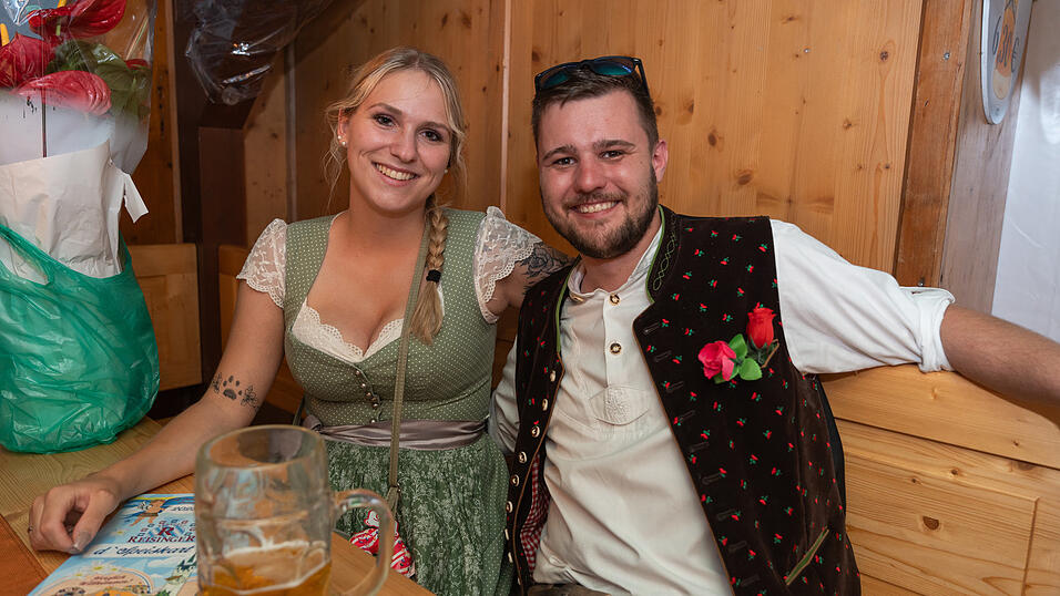 Die Partybilder vom Montag, 21. August 2023, aus dem Festzelt Reisinger. Die Partybilder vom Montag, 21. August 2023, aus dem Festzelt Reisinger.
