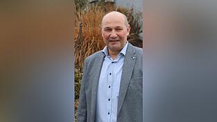 Seit zw&ouml;lf Jahren ist Marco Senft Mitglied des Gemeinderates, seit 2023 zudem dritter B&uuml;rgermeister. Als B&uuml;rgermeisterkandidat der CSU m&ouml;chte er nun selbst die Geschicke der Gemeinde leiten.