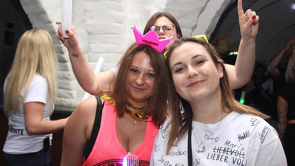 Das sind die schönsten Bilder von der Malle-Party im Trixi Schneider in Landshut.