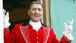Freddy Quinn liebte den Zirkus und trat oft als Zirkusdirektor im Fernsehen auf. (Archivbild)