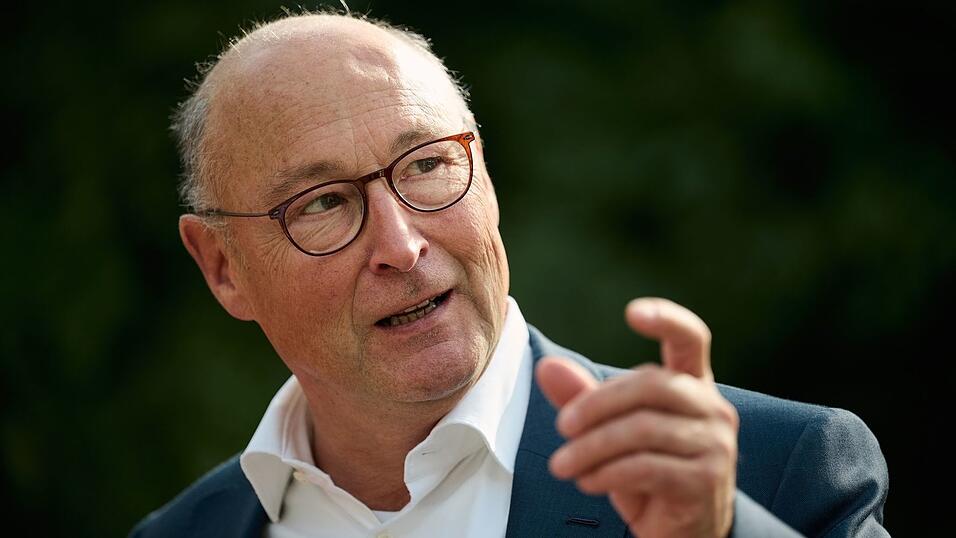 Vonovia-Chef Rolf Buch sieht einen Aufbruch in der Immobilienbranche. (Archivbild)
