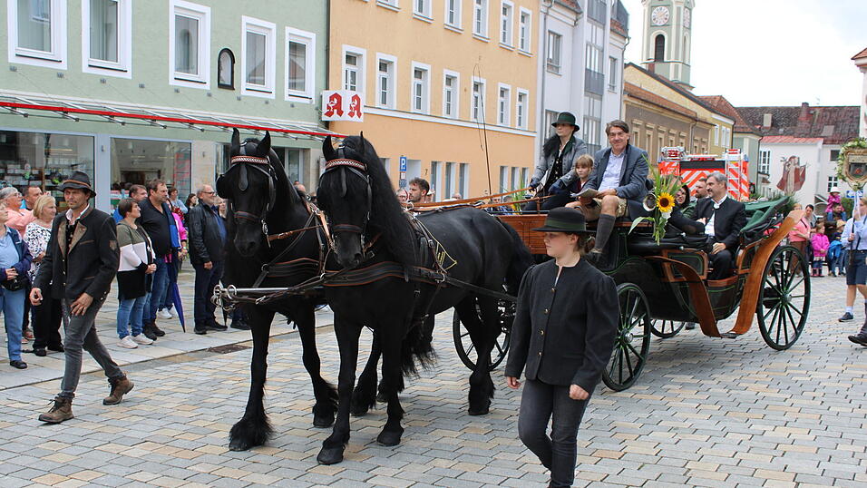 Das sind die sch&ouml;nsten Bilder vom Jubil&auml;umsfestzug.