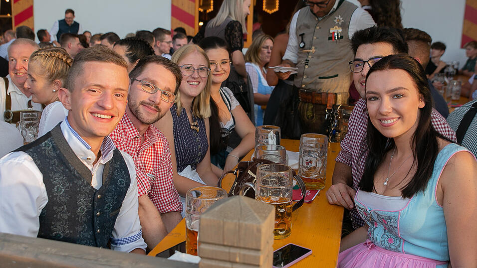 Die Partybilder vom Samstag, 13. August 2022, aus dem Festzelt Krönner.