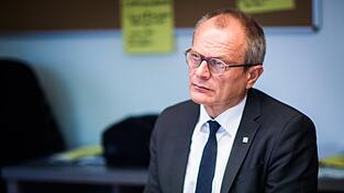 'Wir müssen im nächsten Jahr, und das wird die größte sozialpolitische Herausforderung in 2021, eine Reform der Pflegeversicherung hinbekommen, die diesen Namen auch verdient', sagt Diakonie-Präsident Ulrich Lilie. 'Wir müssen im nächsten Jahr, und das wird die größte sozialpolitische Herausforderung in 2021, eine Reform der Pflegeversicherung hinbekommen, die diesen Namen auch verdient', sagt Diakonie-Präsident Ulrich Lilie.