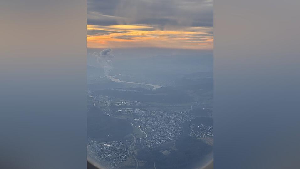 Urlaubsreisen müssen mittlerweile mit der Familie abgesprochen werden. Urlaubsreisen müssen mittlerweile mit der Familie abgesprochen werden.