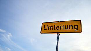 Für die Dauer der Bauarbeiten wird eine Umleitung eingerichtet. (Symbolbild) Für die Dauer der Bauarbeiten wird eine Umleitung eingerichtet. (Symbolbild)