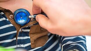 Zu den versicherungsfremden Leistungen geh&ouml;rt die Gratis-Mitversicherung von Kindern in der gesetzlichen Krankenversicherung.