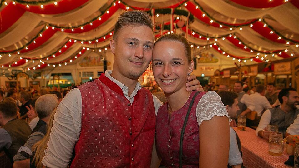 Die Partybilder von Donnerstag, 18. August 2022, aus dem Festzelt Greindl.