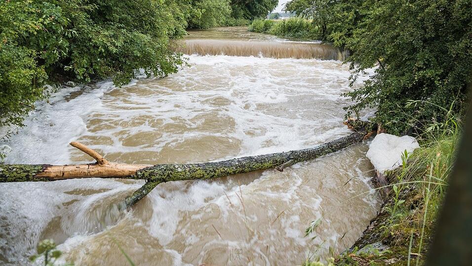 Wassermassen in Rottenburg Wassermassen in Rottenburg