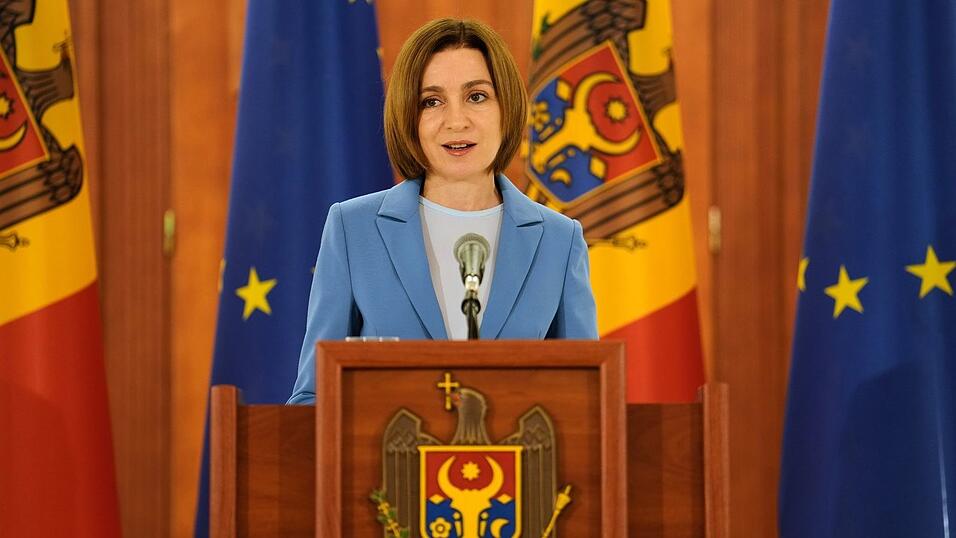 Die prowestliche Präsidentin Maia Sandu will mit einer Mehrheit prowestlicher Kräfte im Parlament den EU-Kurs des Landes fortsetzen. Die prowestliche Präsidentin Maia Sandu will mit einer Mehrheit prowestlicher Kräfte im Parlament den EU-Kurs des Landes fortsetzen.