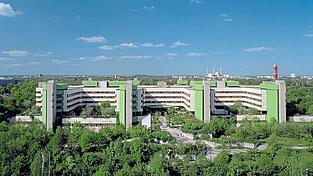 Fast 300 &Auml;rzte des Klinikums Bogenhausen haben einen alarmierenden Brief verfasst. Denn es sind Stellenk&uuml;rzungen geplant.