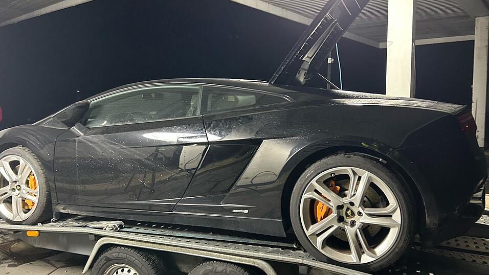 Die Autos kamen h&auml;ufig aus der Schweiz und sollten nach Osteuropa gebracht werden.