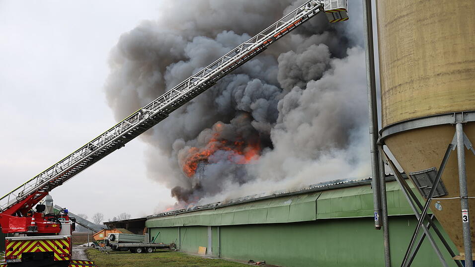 Anwohner sollen Fenster und T&uuml;ren geschlossen halten.&nbsp;