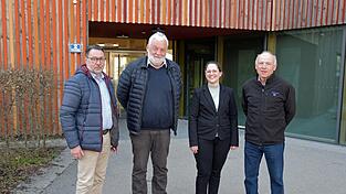 Im Gemeinderats stellte sich diesen Dienstag die neue Quartiersmanagerin Jessica Ginthör (3.v.l.) vor. Das freute auch (v.l.) Vize-Bürgermeister Leo Melerowitz, Bürgermeister Josef Straßer und Seniorenreferent Franz Neumüller.