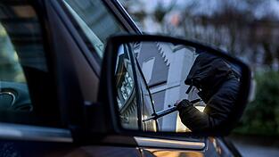 Geklaut, zerlegt, geschoben: In diesen Ländern landen gestohlene Fahrzeuge aus Deutschland. Es gibt mittlerweile neue Zielmärkte.