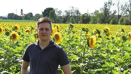 Korbinian Beck zeigt, dass sich moderne Landwirtschaft und Naturschutz sinnvoll miteinander verbinden lassen.
