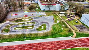 Eine deutliche Aufwertung erfuhren die Sportanlagen südlich des Schulzentrums. Nachdem sie während der Gartenschau und auch danach abgesperrt waren, können sie inzwischen uneingeschränkt genutzt werden.