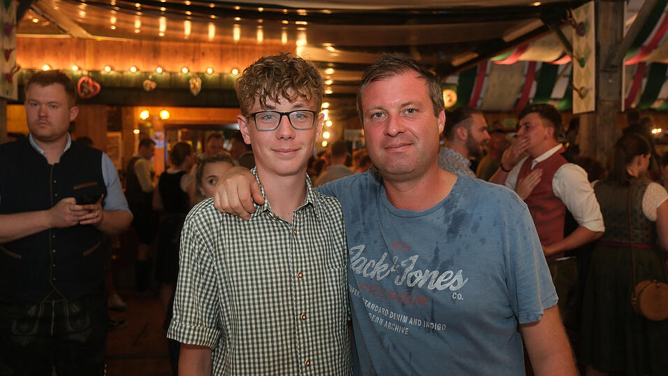 Die Partybilder vom Dienstag, 15. August 2023, aus dem Festzelt Weckmann.