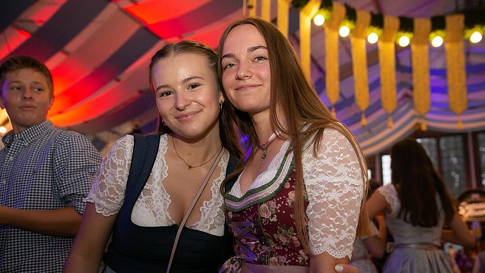 Die Partybilder von Dienstag, 16. August 2022, aus dem Festzelt Wenisch.