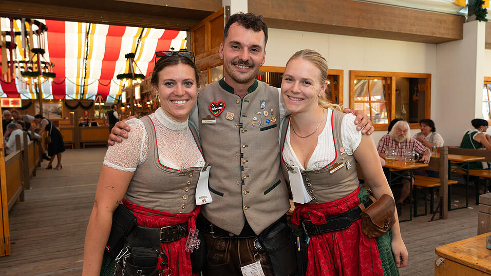 Die Partybilder vom Sonntag, 11. August 2024, aus dem Festzelt Kr&ouml;nner.